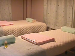 リフレやハリはこちらのお部屋で行います。